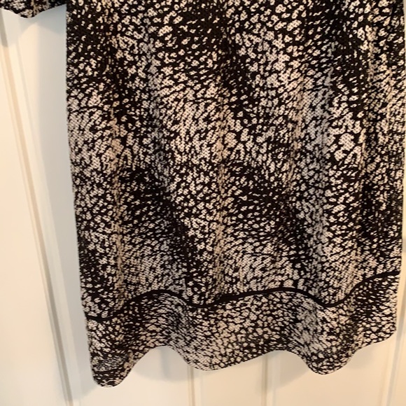 A dress! - Picture 3 of 4